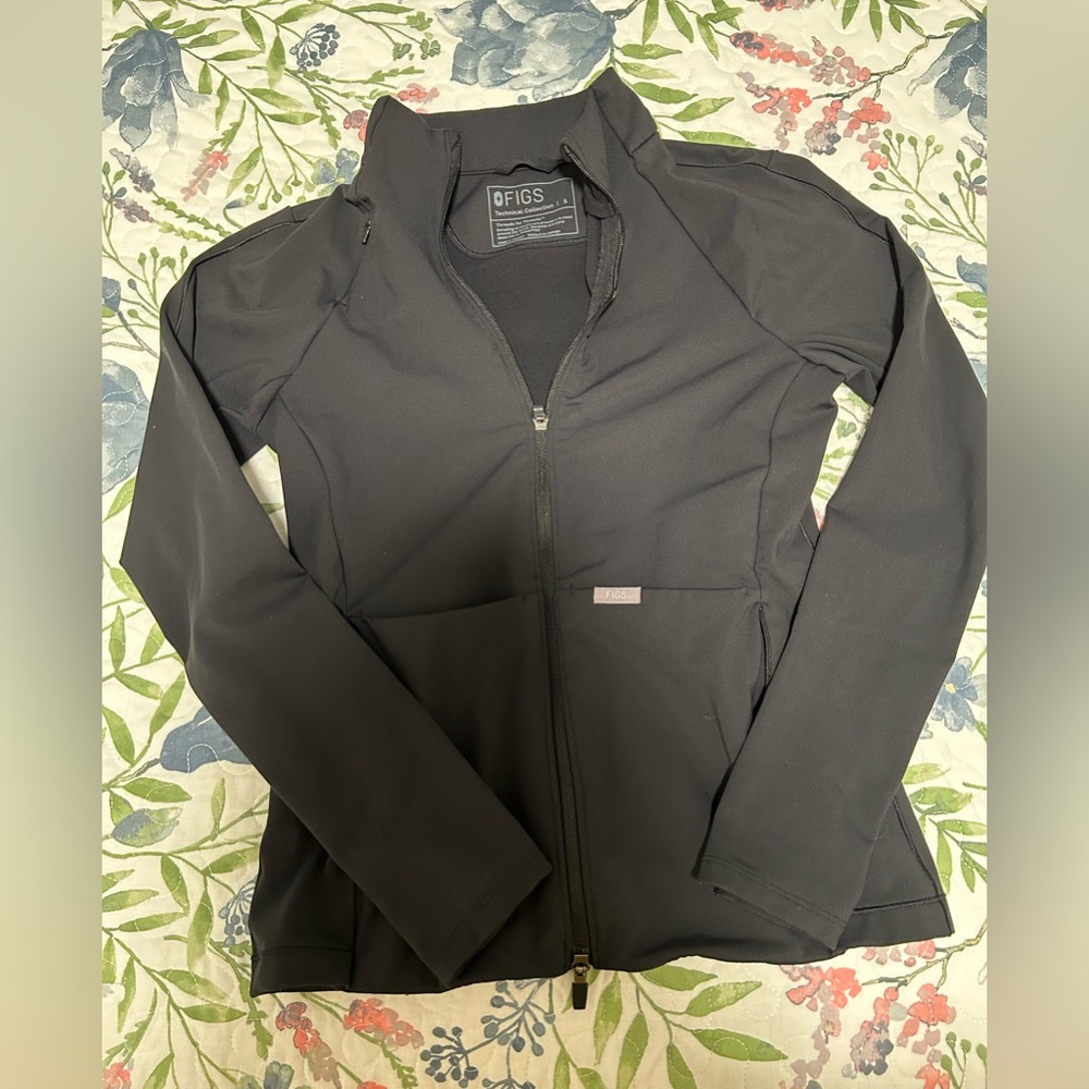FIGS On-shift ContourKnit Jacket 🏥
